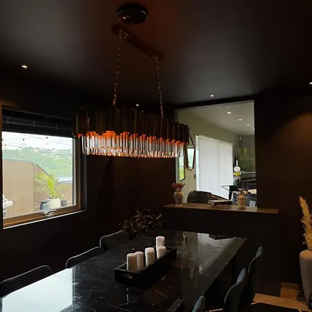 Villa Panoramic With Pool, Spa, And Sea View In Bergen